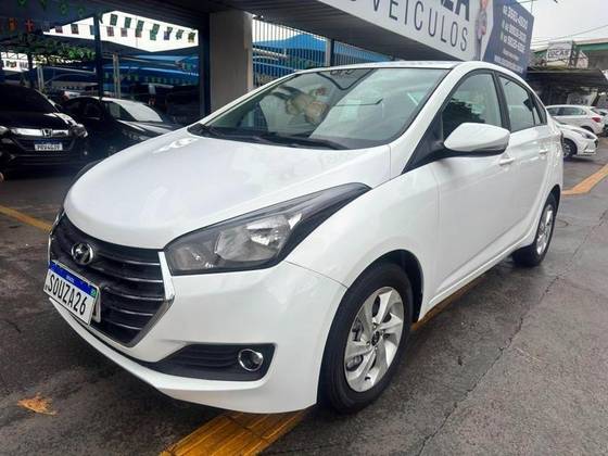 HYUNDAI HB20S 1.6 COMFORT PLUS 16V FLEX 4P MANUAL HYUNDAI HB20S 1.6 COMFORT PLUS 16V FLEX 4P MANUAL